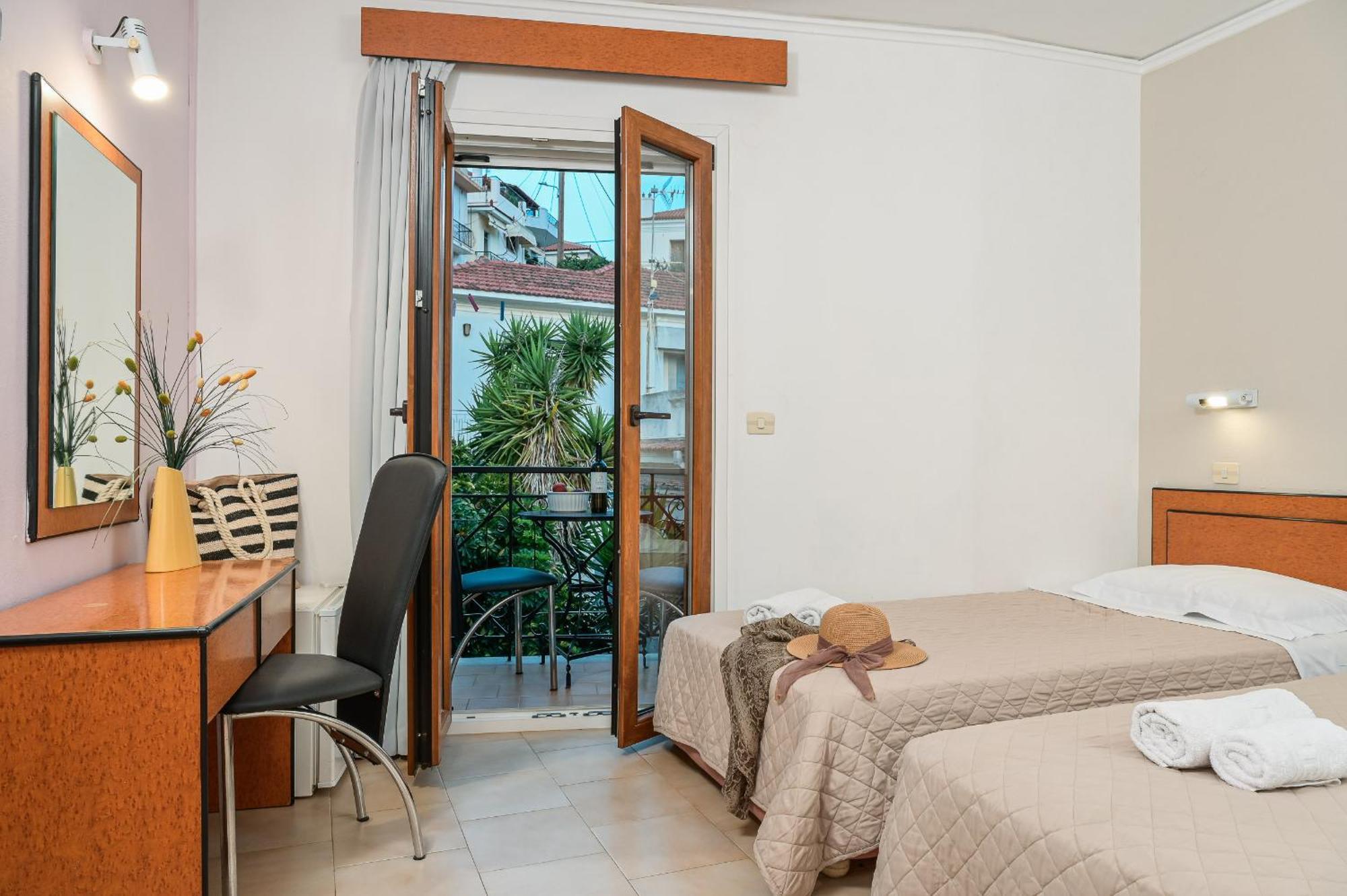 Emily Hotel Agia Paraskevi  Cameră foto