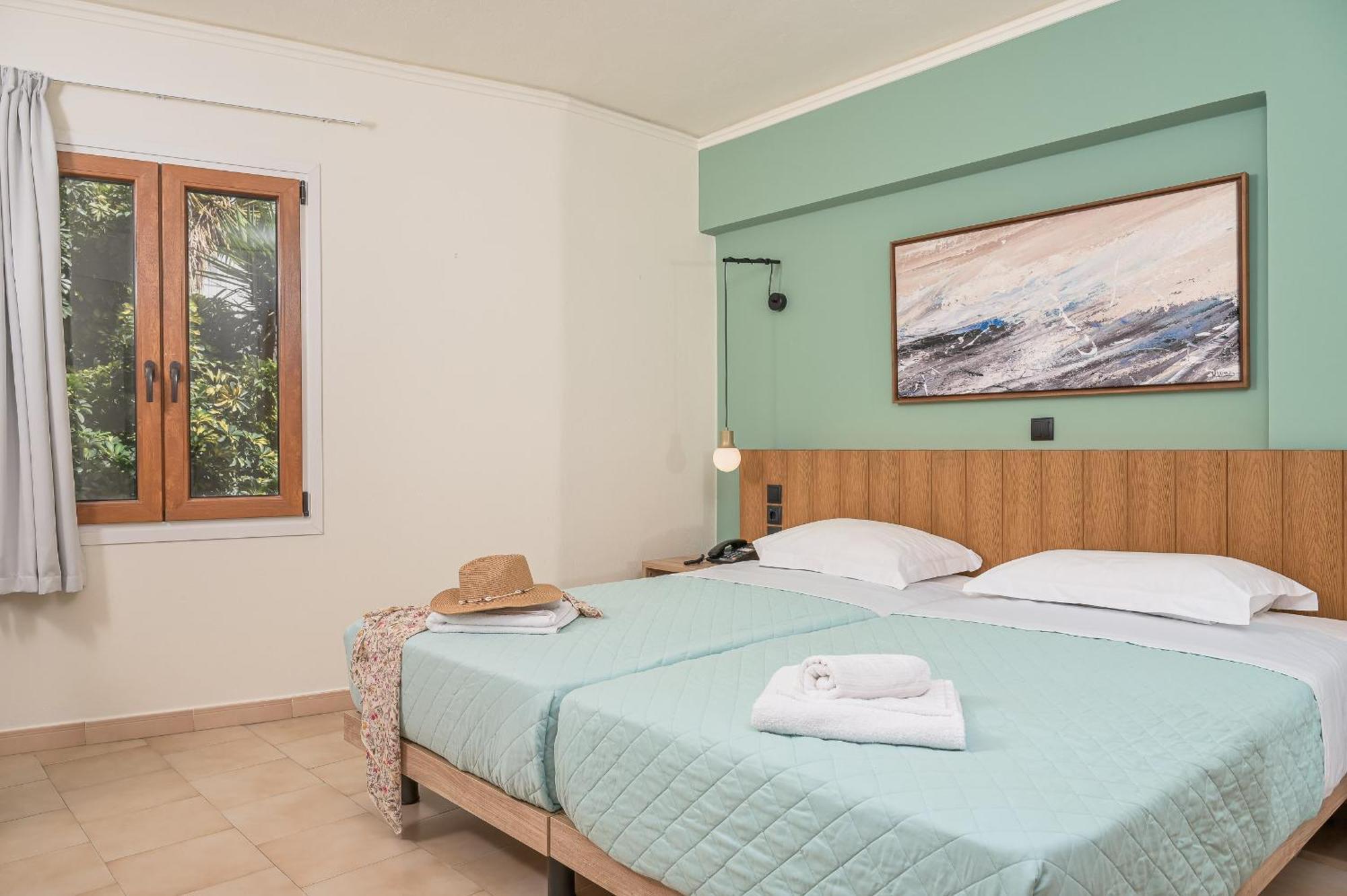 Emily Hotel Agia Paraskevi  Exterior foto